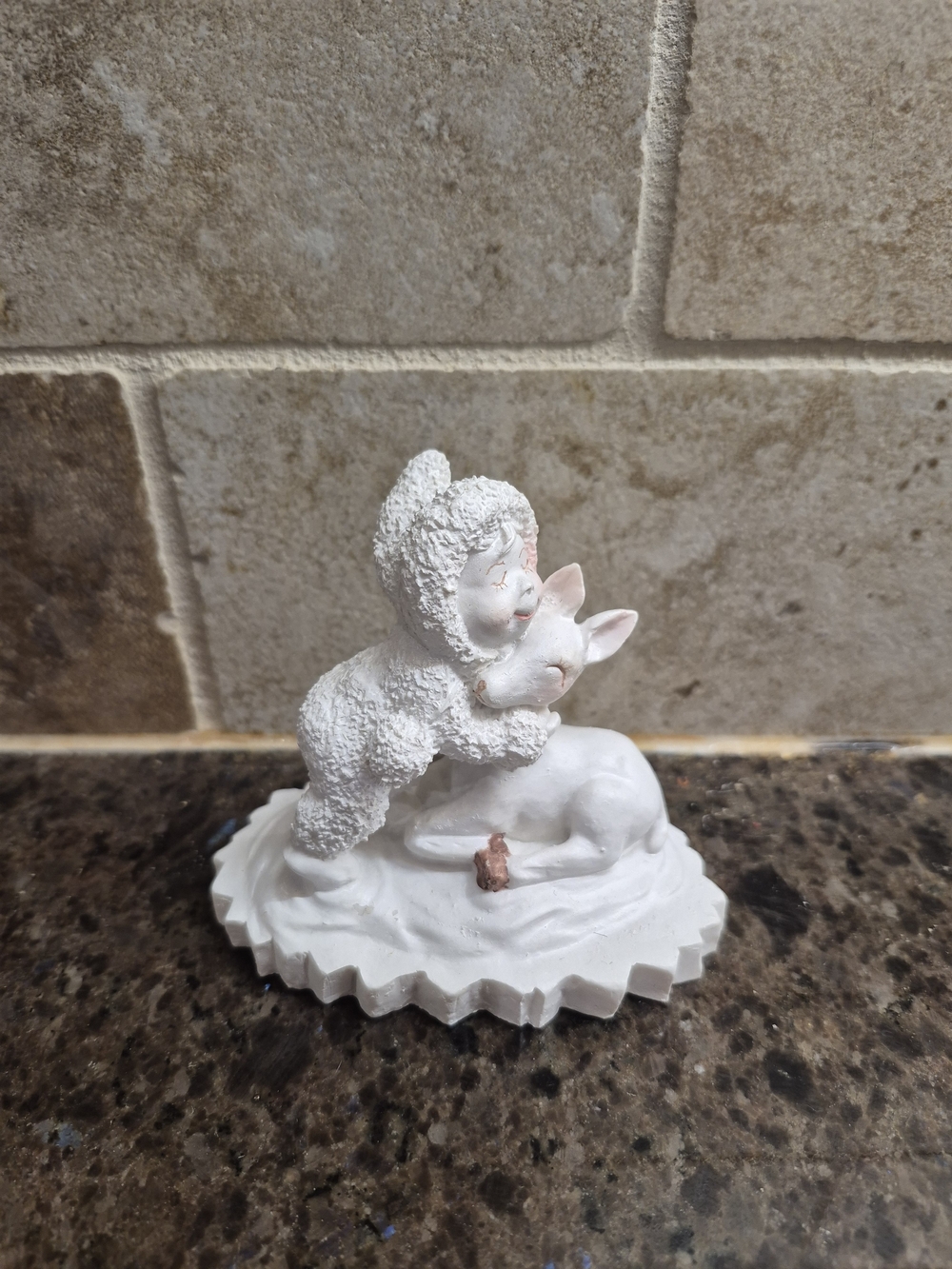 Vintage‎ Avery Creations Snow Buddies Figurine Eskimo Child Hugging Deer